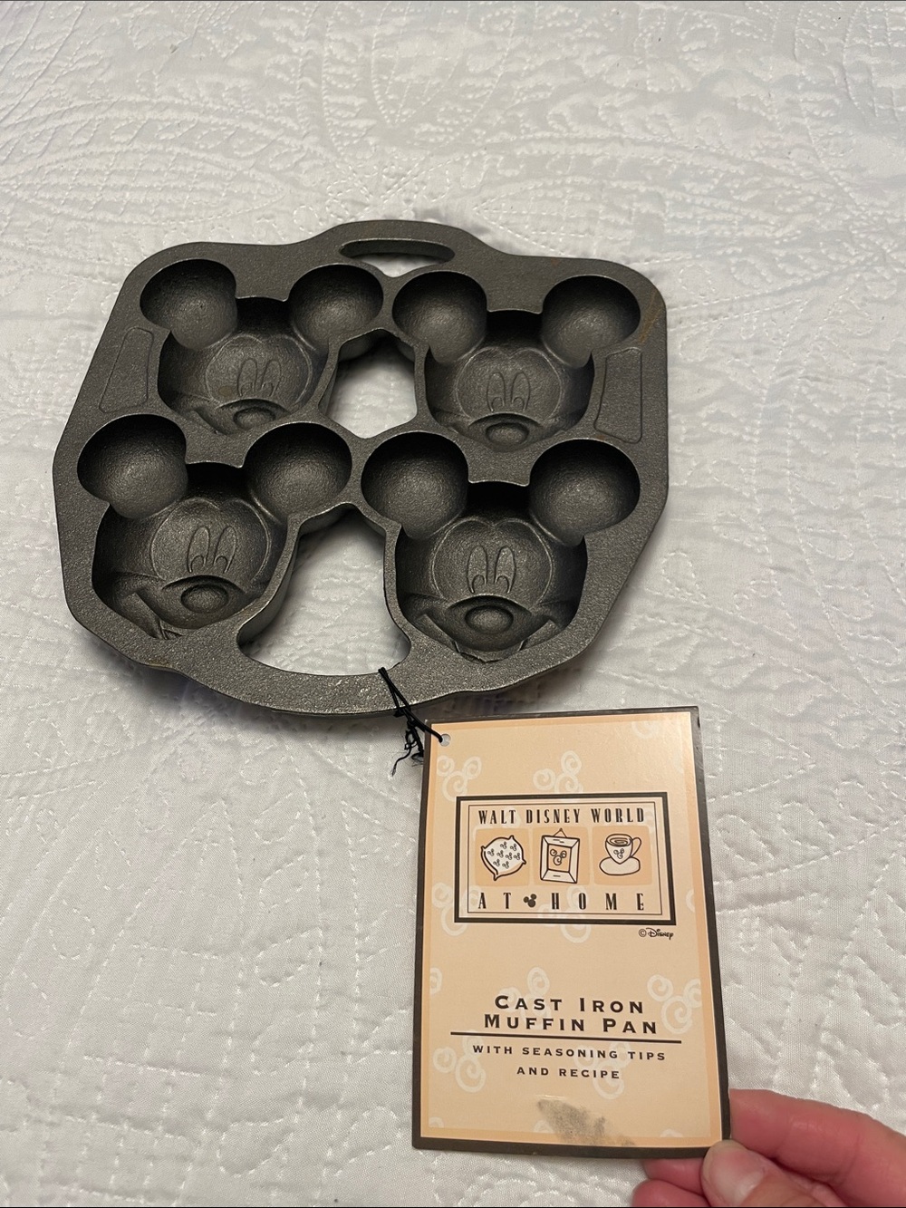 Vintage Tag Attached WALT DISNEY WORLD AT HOME Cast Iron Muffin Pan Collectible